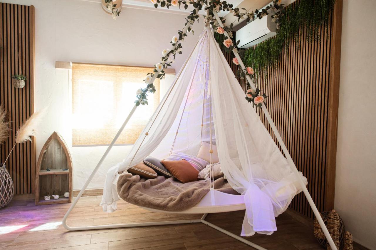 Abri Cosy - Suite Romantique En Camargue Saint-Gilles  Esterno foto